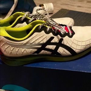 ASICS running